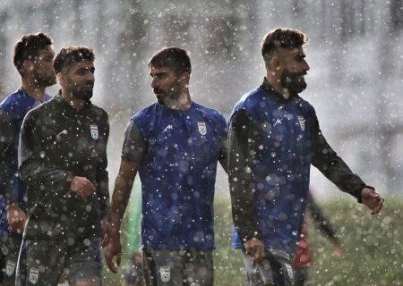 فدراسیون فوتبال تایید کرد: بازی ایران – اروگوئه بدون تماشاگر