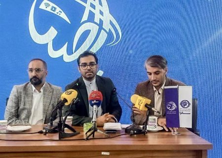نیما کرمی: آزمون بزرگ اجرا در نمایشگاه «رصتا»، فرصتی برای
کشف استعدادهای مجری‌گری است.