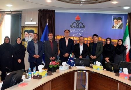 نشست هم اندیشی شورای هماهنگی روابط عمومی مناطق گروه ۳ شرکت ملی پخش فرآورده های نفتی به میزبانی منطقه اصفهان