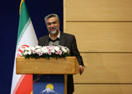 مراکز روابط عمومی دستگاه‌های اجرایی باید برای تحقق دو شعار«وفاق ملی» و «صدای بی‌صدایان» تلاش کنند