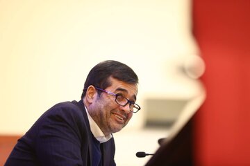 وزیر ورزش و جوانان در نشست با مدیران روابط عمومی فدراسیون‌ها: همکاری و هم‌افزایی برای ارتقای جایگاه ورزش کشور ضروری است