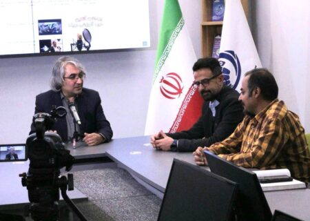 در بیست و هشتمین برنامه «صمیمانه» مطرح شد؛ حضور اساتیدبرجسته حوزه گویندگی و دوبله در یک سکوی صدا پایه