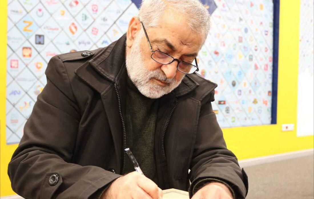 معاون فرهنگی ستاد کل نیروهای مسلح: درک ساترا از تحولات آینده جای تقدیر دارد