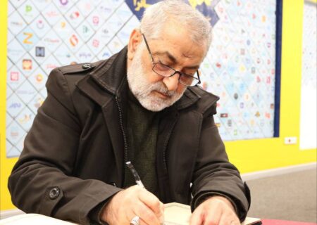 معاون فرهنگی ستاد کل نیروهای مسلح: درک ساترا از تحولات آینده جای تقدیر دارد