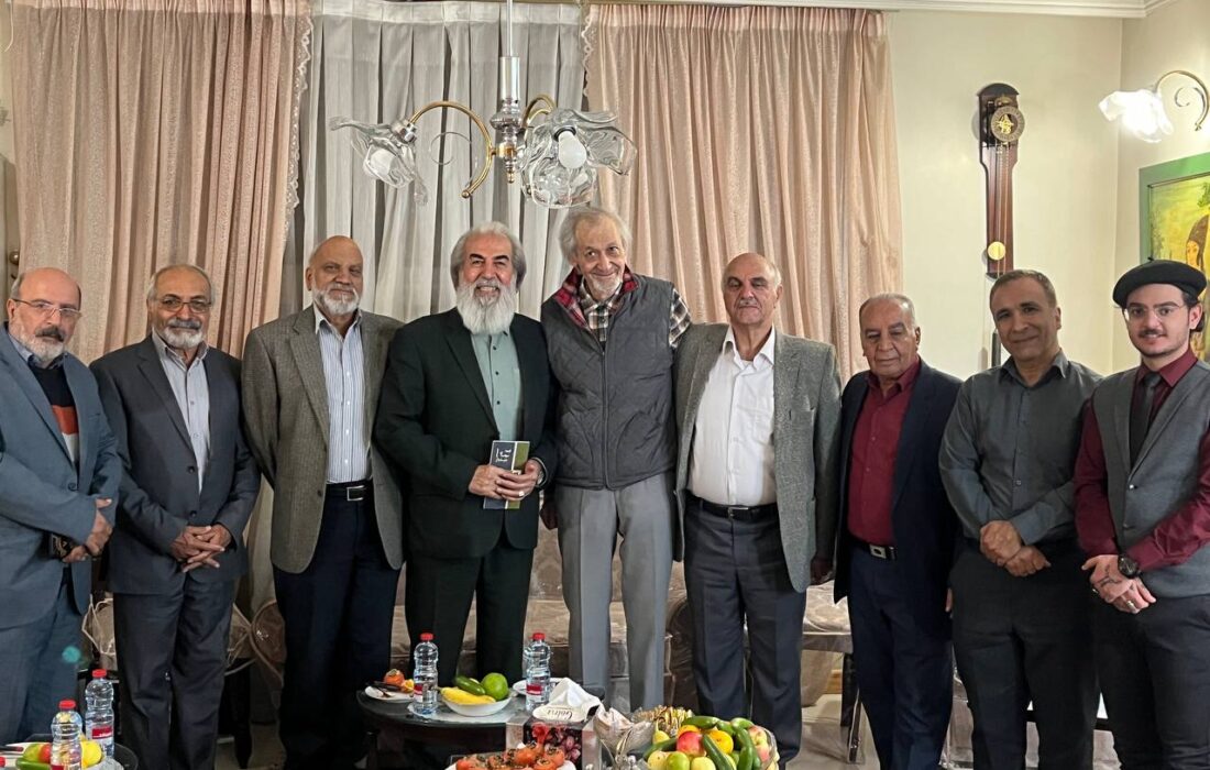 دیدار جمعی از هنرمندان و نویسندگان با نخستین مدیر روابط عمومی آبفای استان اصفهان