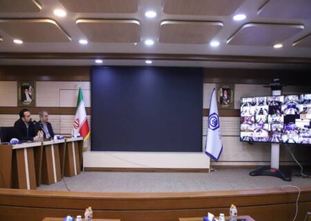 باید پاسخگوی ذینفعان و همکاران باشیم و هراس از پاسخگویی نداشته باشیم