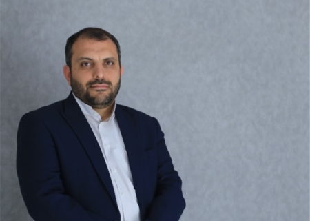 هادی نباتی نژاد با ۱۷ سال تجربه، سرپرست جدید مدیریت روابط عمومی شرکت فولاد مبارکه شد