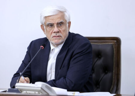 چندین روزنامه‌نگار به دلیل انتقاد از عارف احضار شدند / ماجرا
چه بود؟
