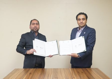 تفاهم‌نامه همکاری میان انجمن صنفی روابط عمومی تهران و دانشکده تجارت دانشگاه تهران امضا شد