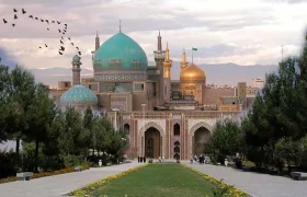    از گوهرشاد تا شب عاشورا / روایت رضوی در عصر تصویر و ایمان